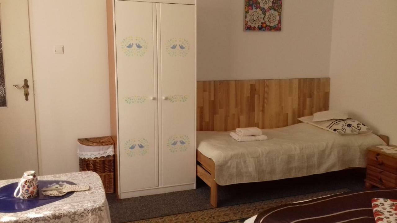 Apartmán Dom Na Ludowo W Brzeznicy Brzeznica  Exteriér fotografie